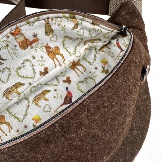 Crossbody-Bag aus Wollfilz, dunkelbraun meliert (Einzelstück) – Bild 3